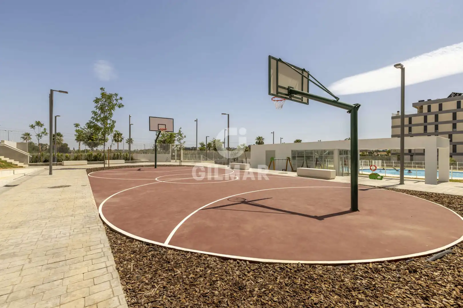 Vista exterior de Piso en venta en Dos Hermanas con Calefacción, Jardín privado y Trastero