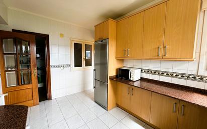 Kitchen of Flat for sale in Getxo   with Terrace