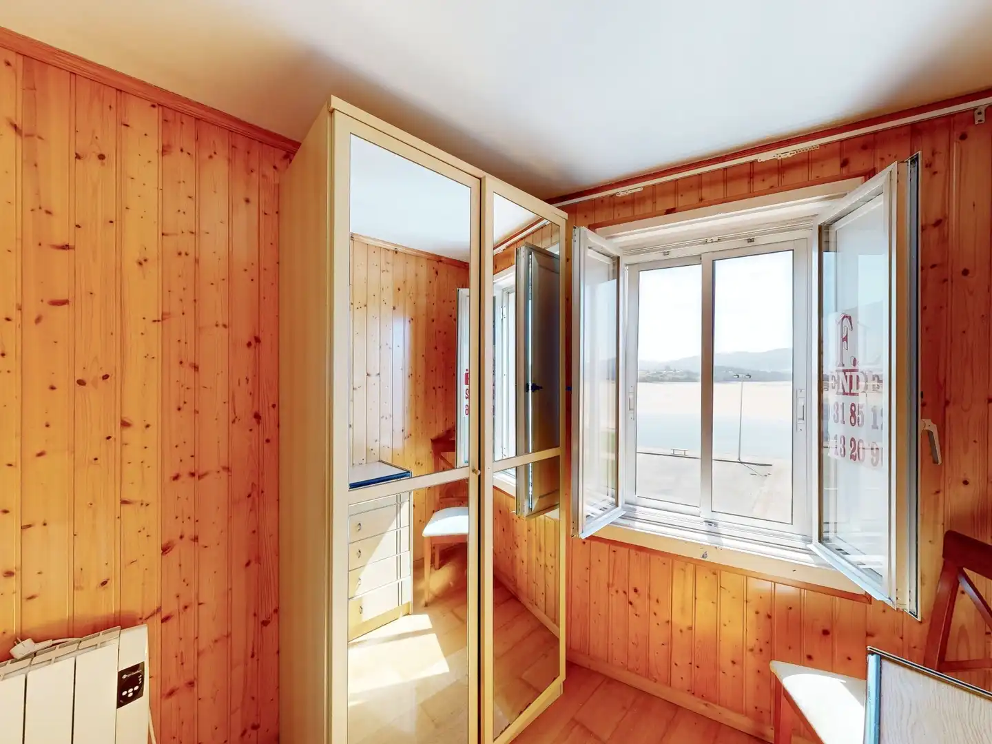 Habitación de Casa o chalet en venta en Foz con Calefacción, Terraza y Trastero
