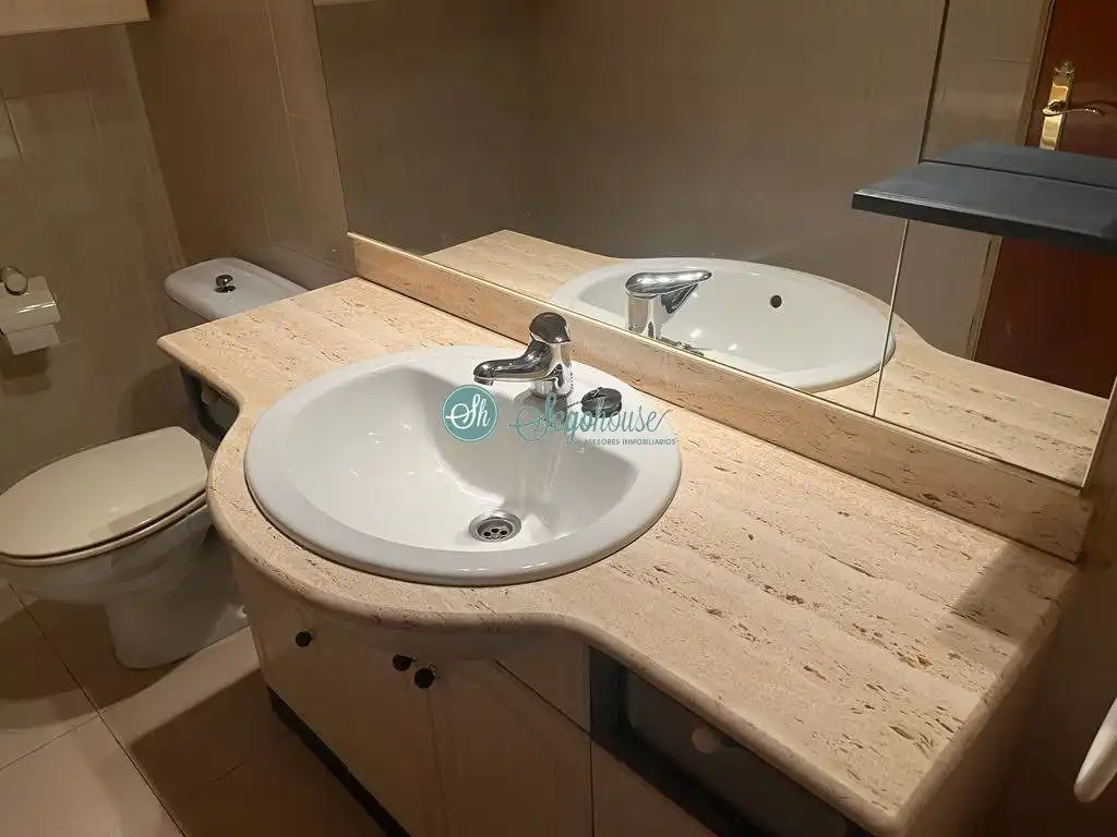 Bathroom of Flat for sale in Segovia  with Heating, Parquet flooring and Terrace