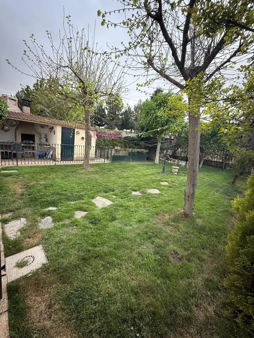 Detached homes for sale in Loeches  with Heating, Private garden and Storage room