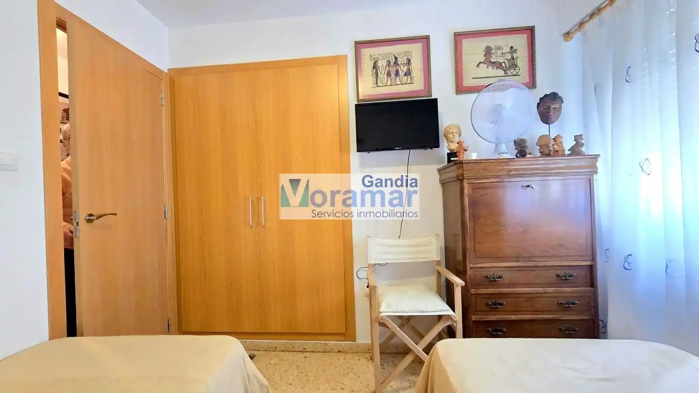 Schlafzimmer von Wohnungen zum Verkauf in Gandia mit Klimaanlage, Terrasse und Möbliert