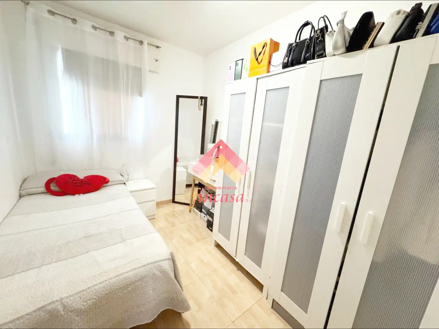 Habitación de Casa adosada en venta en Ronda