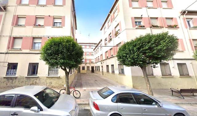 Piso en Venta en San Jose De Calasanz en San Millán - Ayuntamiento