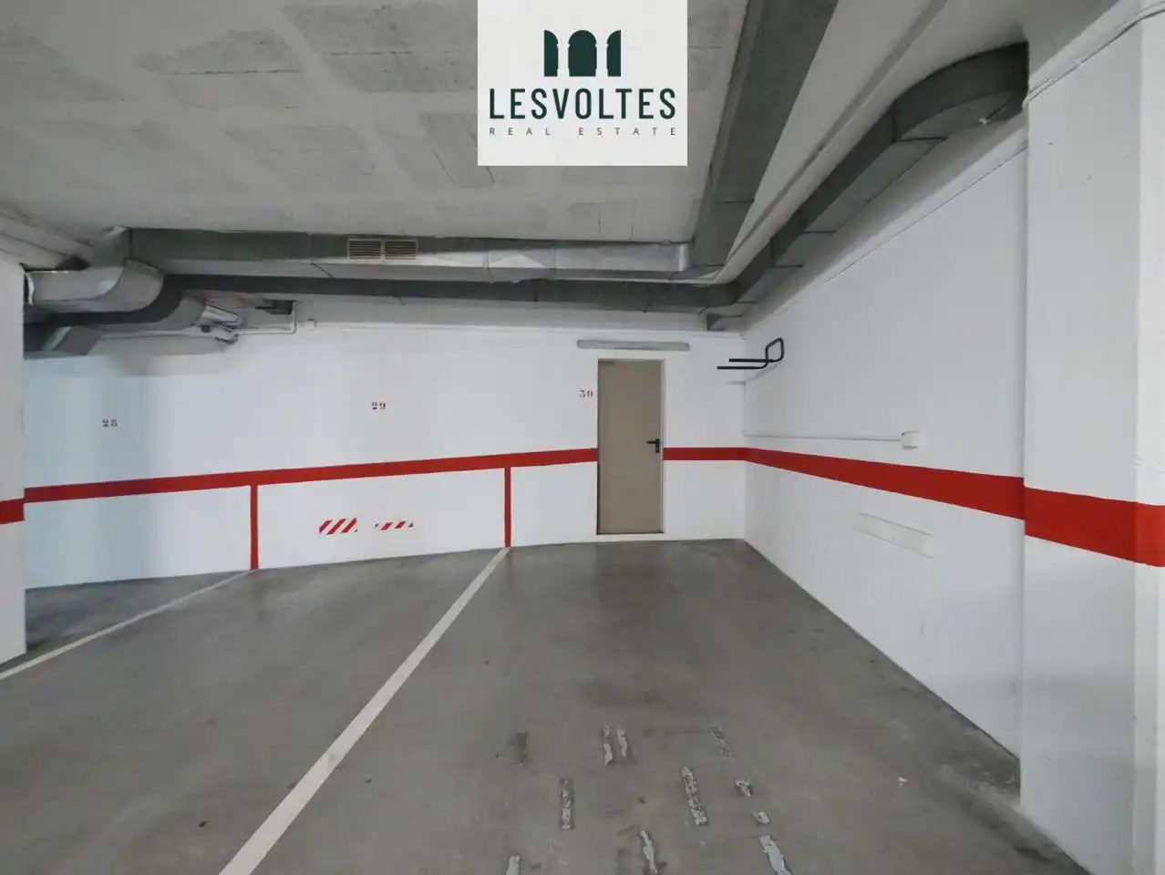 Parking for sale in calle de la Tarongeta