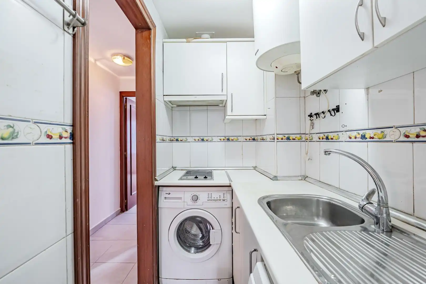 Kitchen of Apartments for sale in Madrid