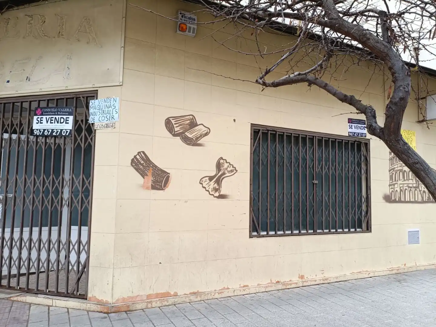 Exterior view of Commercial properties for sale in Albacete  with Air Conditioner