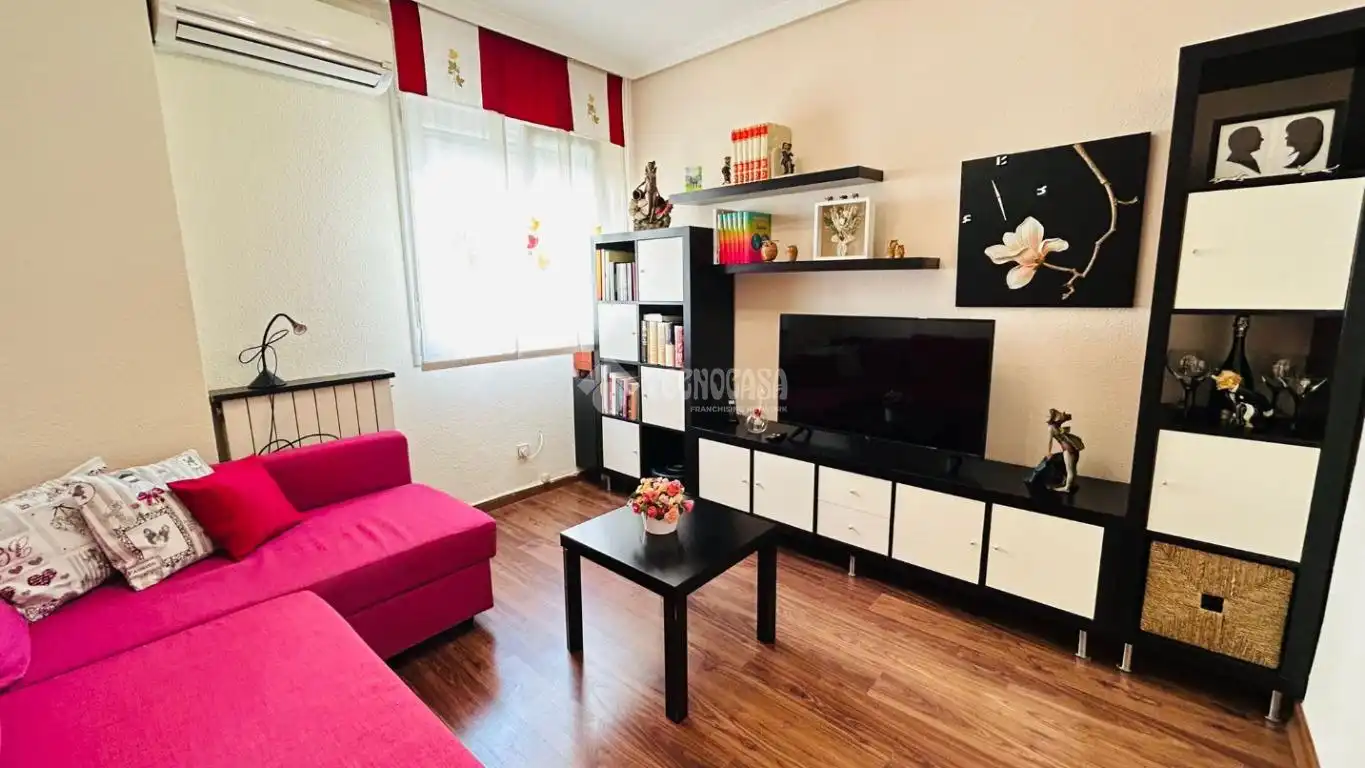 Sala de estar de Piso en venta en Madrid con Aire acondicionado, Calefacción y Jardín privado