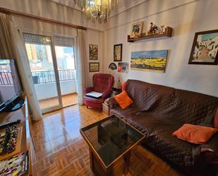 Living room of Apartment for sale in Elda  with Air Conditioner, Heating and Balcony