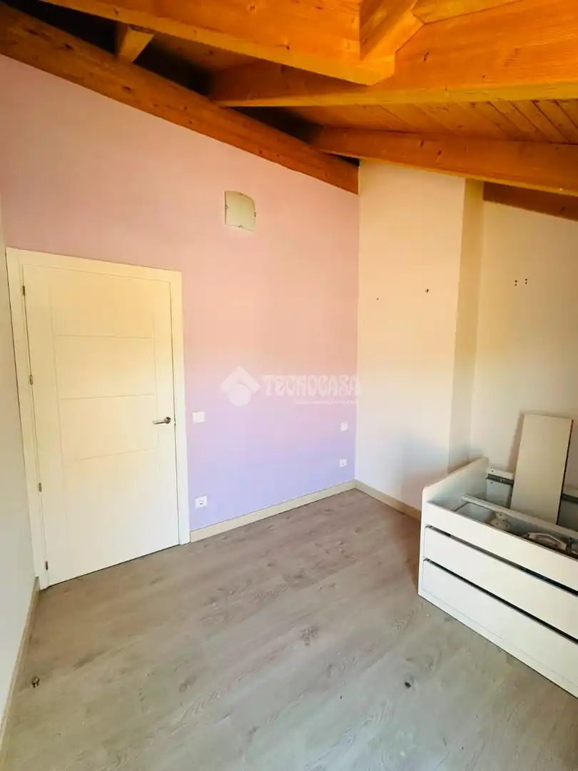 Casa aparellada en venda a Escalona, imagen 12