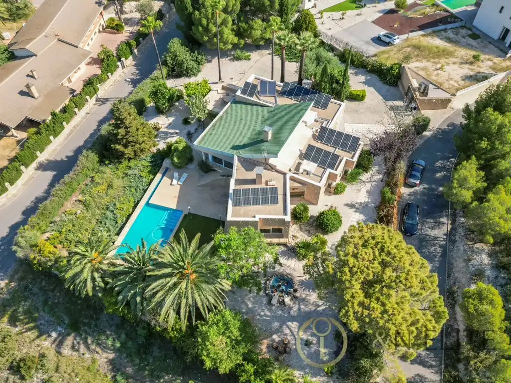Exterior view of Houses for sale in Petrer  with Private garden and Swimming Pool