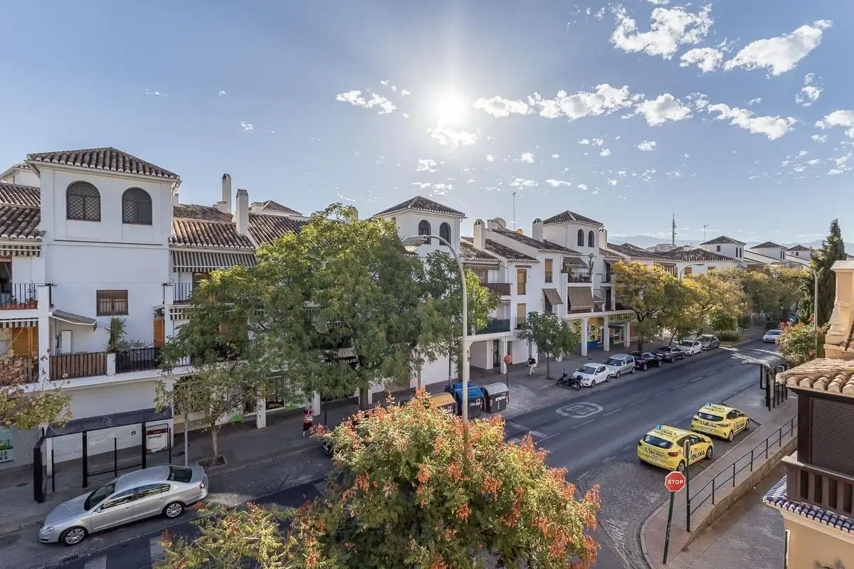 Appartement avec terrasse à louer à Genil, imagen 27
