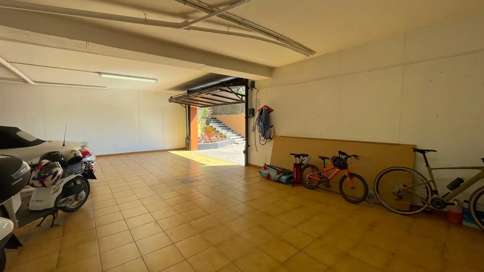 Aparcament de Casa o xalet en venda en Palafrugell amb Jardí privat, Terrassa i Traster