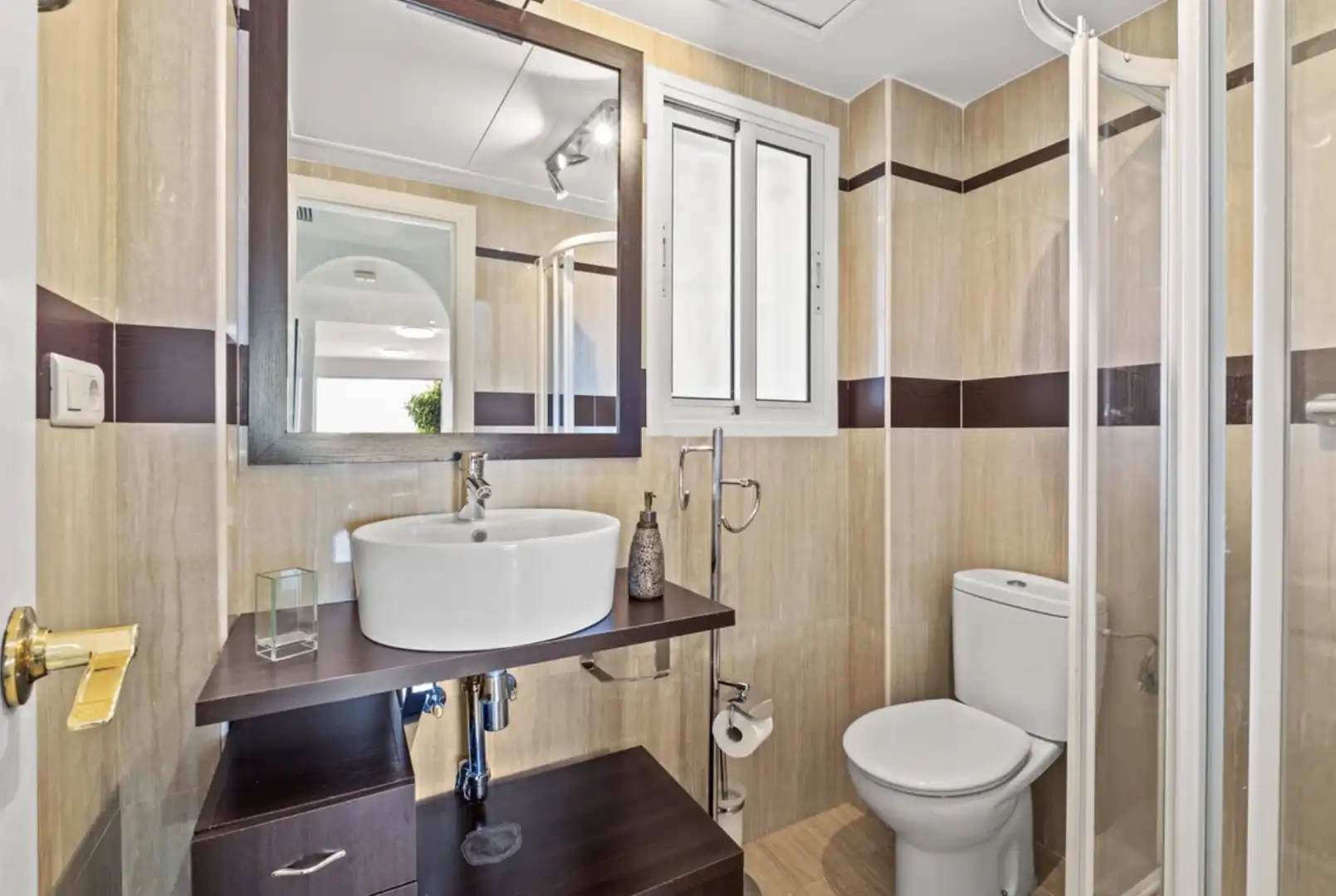 Baño de Apartamento en venta en Estepona con Aire acondicionado, Calefacción y Terraza