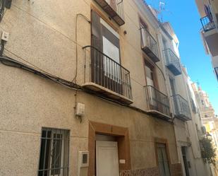 Exterior view of Single-family semi-detached for sale in  Jaén Capital  with Terrace