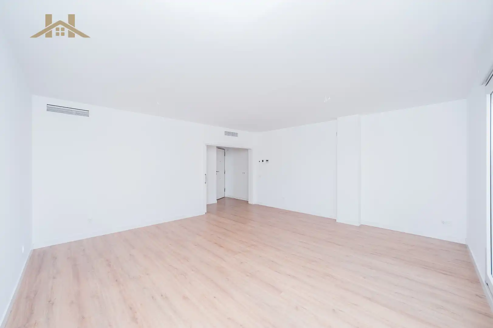 Wohnung zum Verkauf in Pozuelo de Alarcón mit Klimaanlage, Heizung und Terrasse
