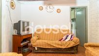 Living room of Country house for sale in Tartanedo