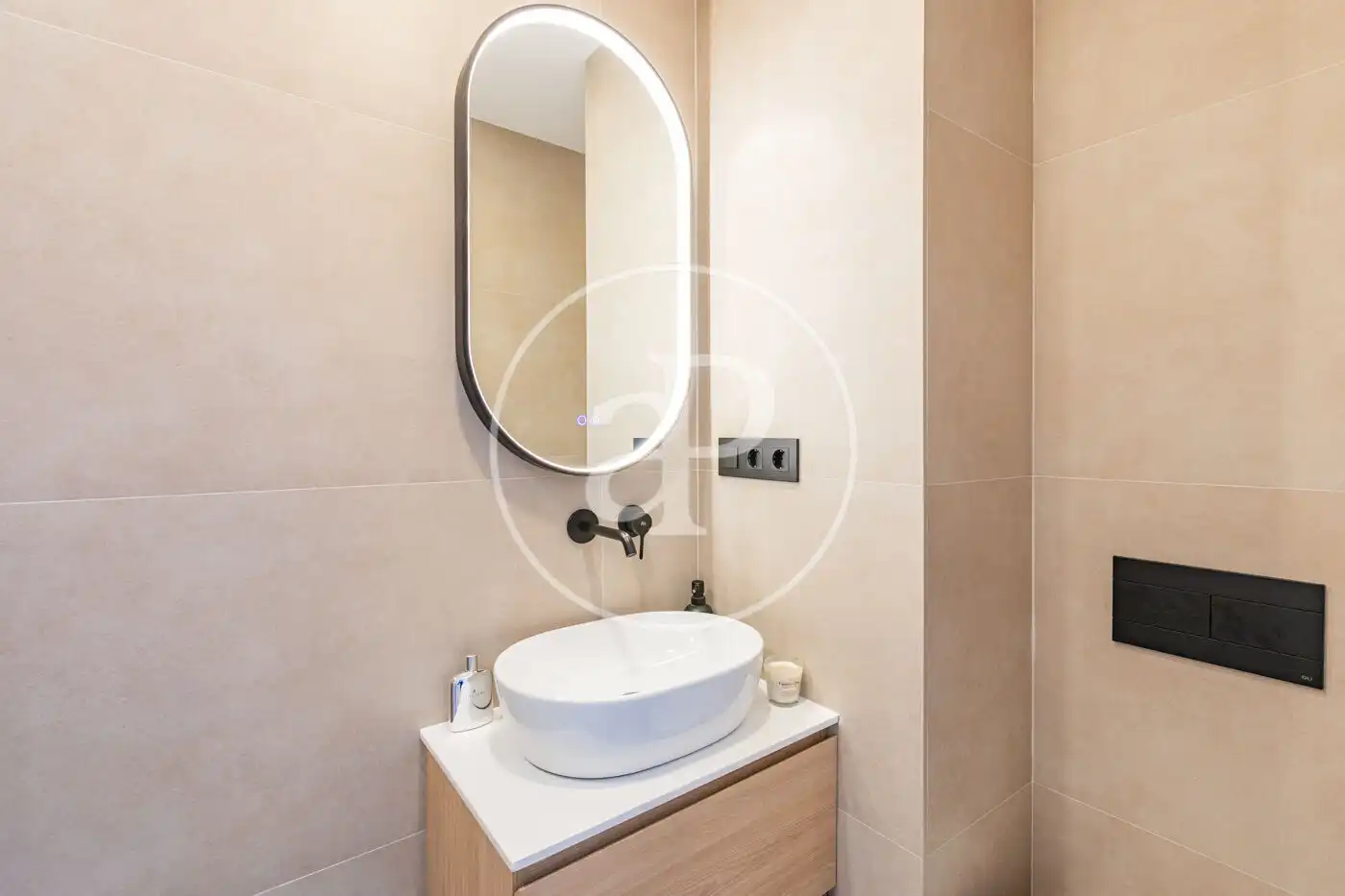 Baño de Casa adosada de alquiler en Las Rozas de Madrid con Aire acondicionado, Calefacción y Jardín privado
