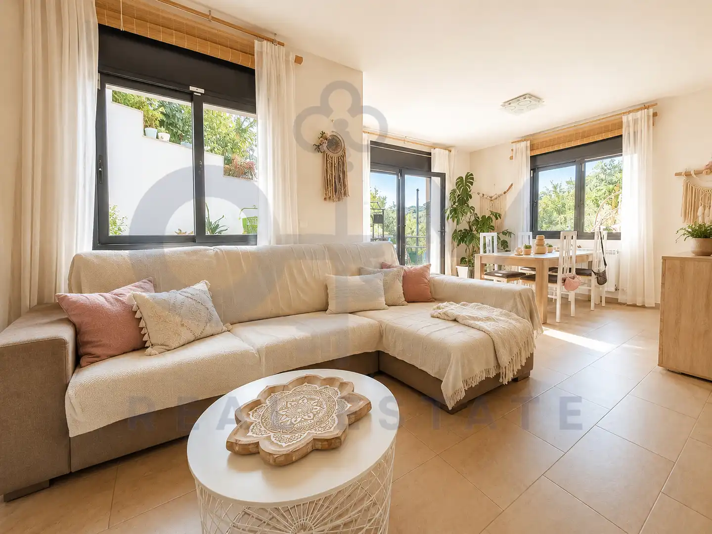 Sala de estar de Casa o chalet en venta en Vallgorguina con Aire acondicionado, Calefacción y Jardín privado