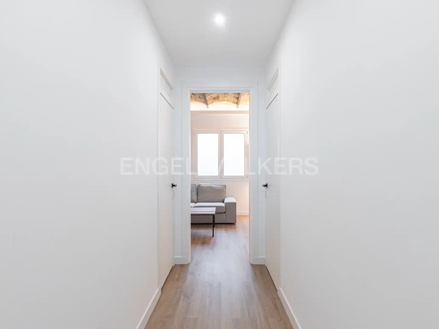Flat for rent in Barcelona  with Air Conditioner, Heating and Furnished