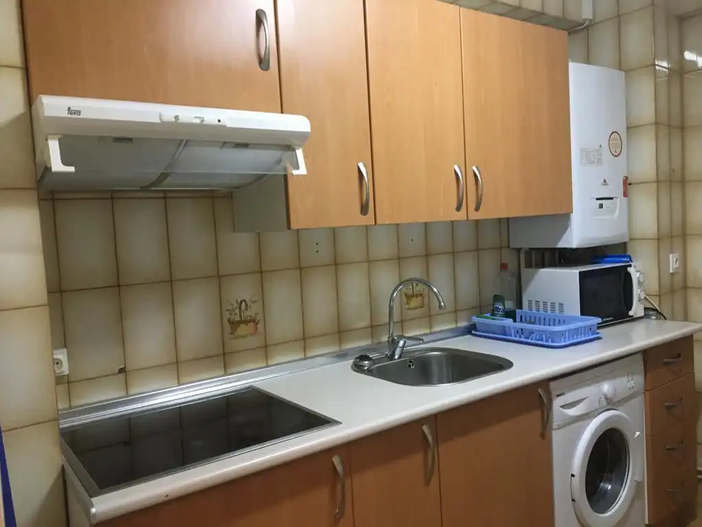 Wohnung zur Miete in Antequeruela y Covachuelas