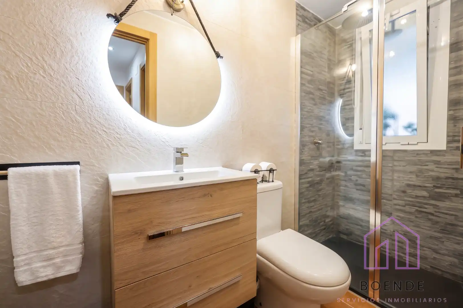 Baño de Casa o chalet en venta en Pantoja con Aire acondicionado, Calefacción y Jardín privado