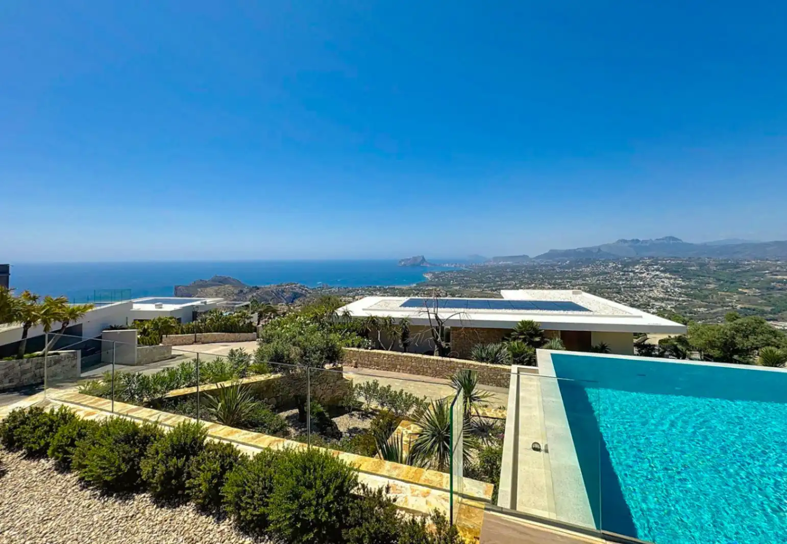Chalet con piscina en venta en Cumbre del Sol, imagen 47