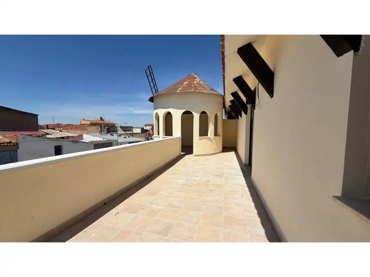 Terrasse von Einfamilien-Reihenhaus zum Verkauf in Motilleja mit Heizung und Terrasse