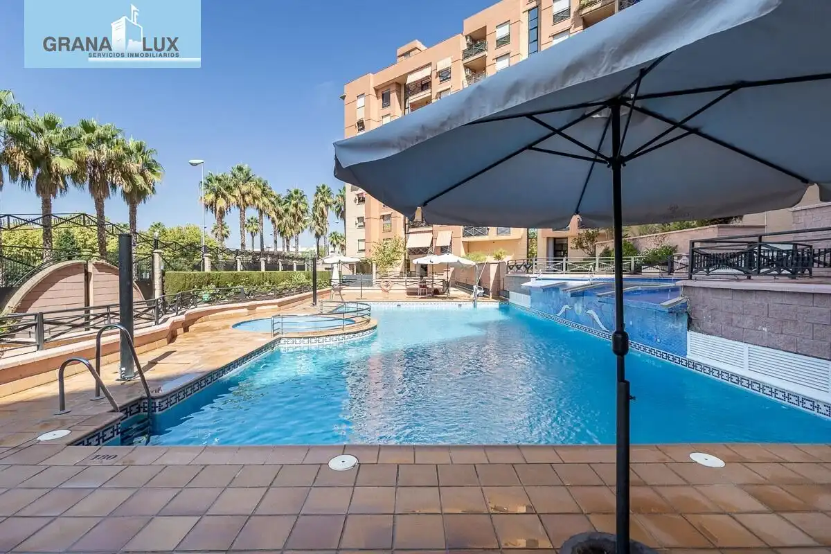 Rez-de-chaussée avec piscine à vendre à Calle PDTA RAFAEL GAGO PALOMO 9, imagen 3