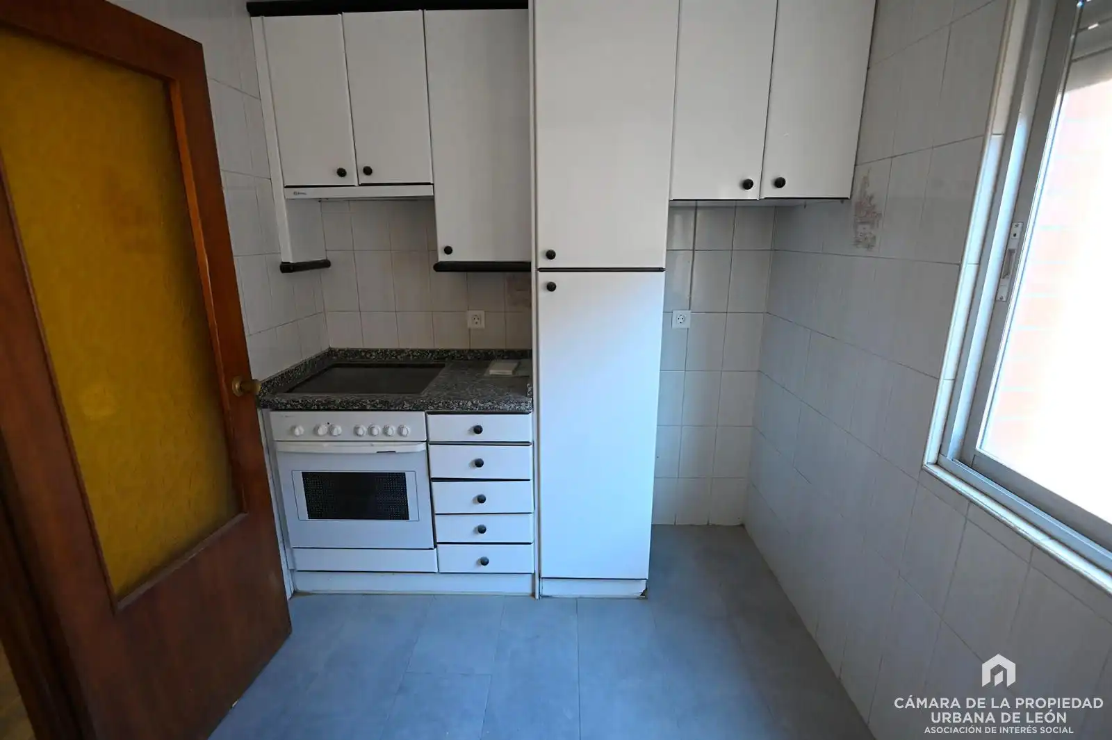 Cocina de Piso en venta en La Vega - La Sal
