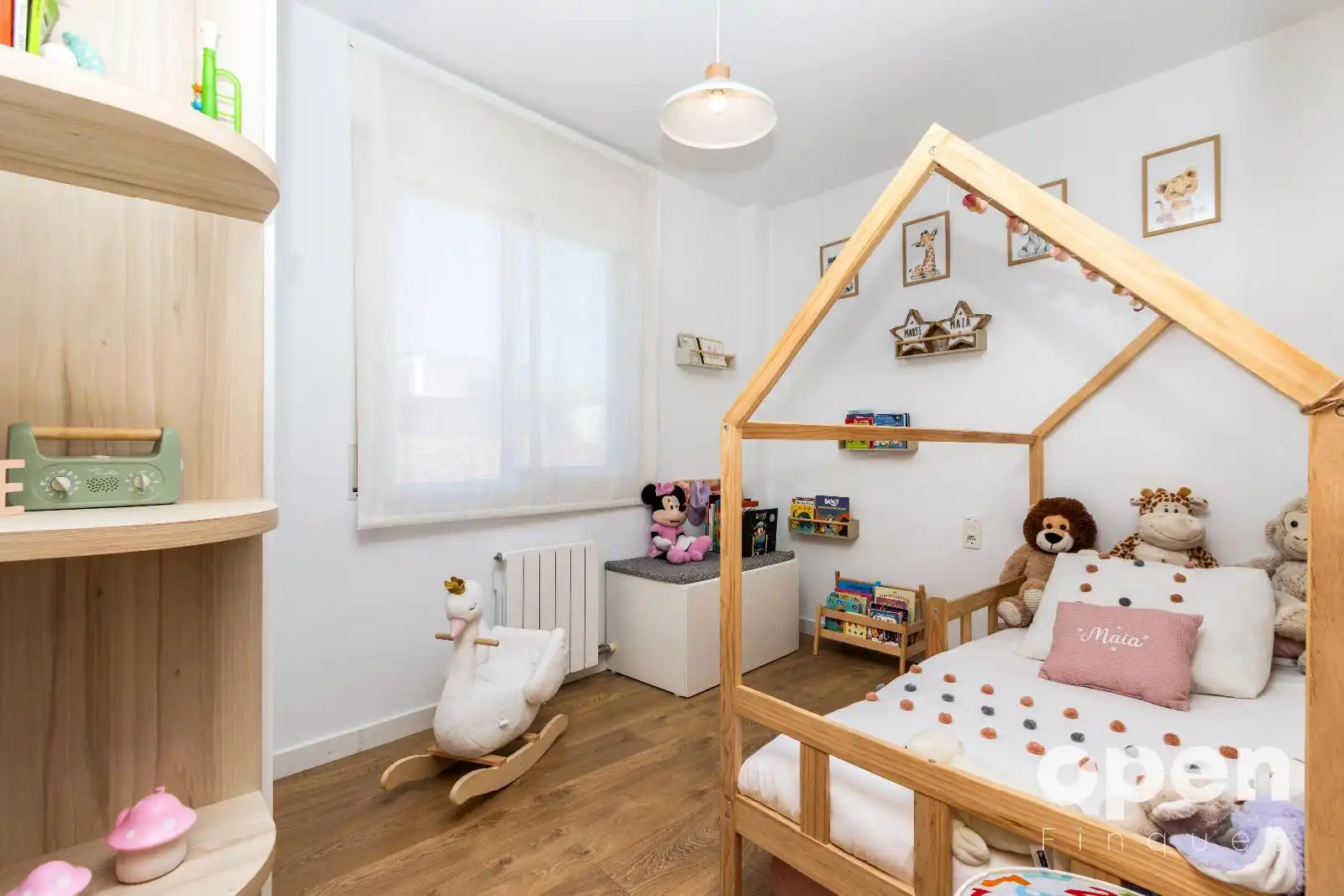 Bedroom of Flat for sale in Terrassa  with Air Conditioner, Heating and Parquet flooring