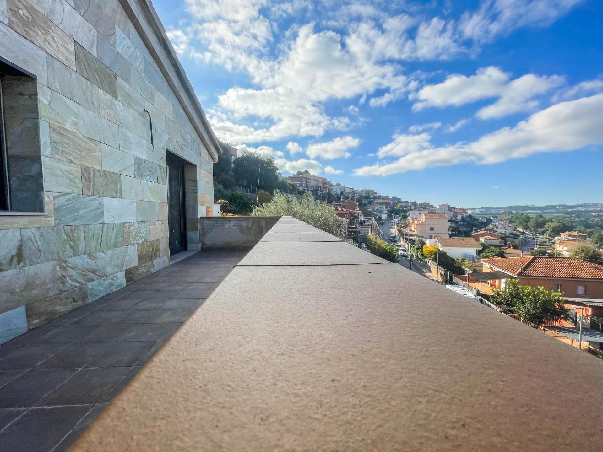 Terrassa de Casa o xalet en venda en Abrera amb Aire condicionat, Jardí privat i Terrassa
