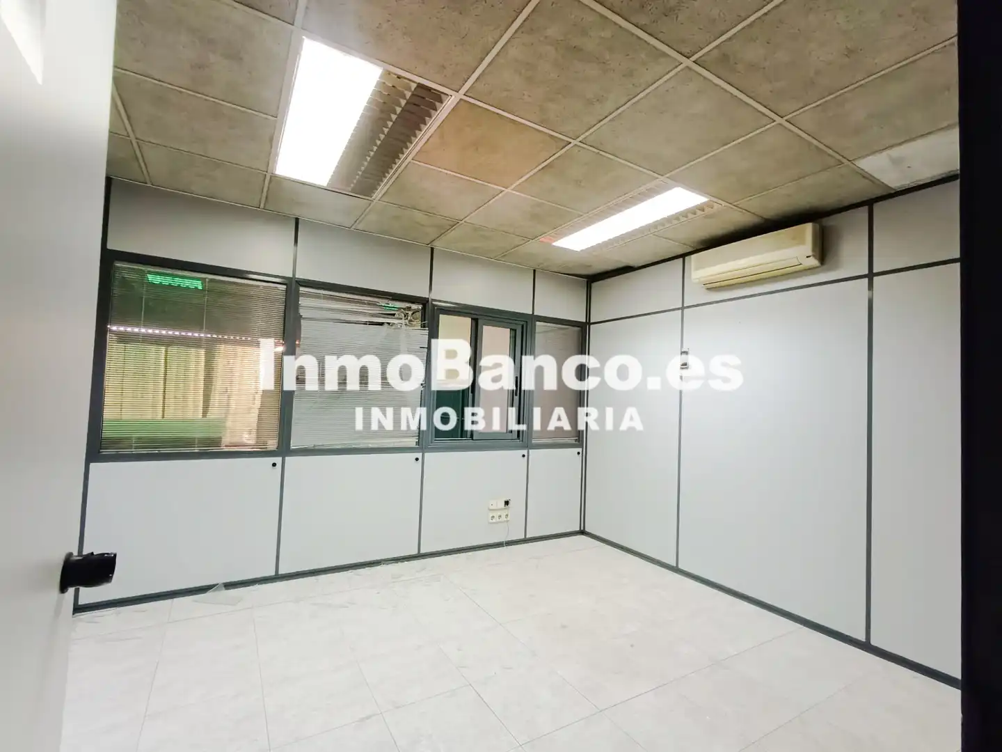 Industrial buildings for sale in Quart de Poblet