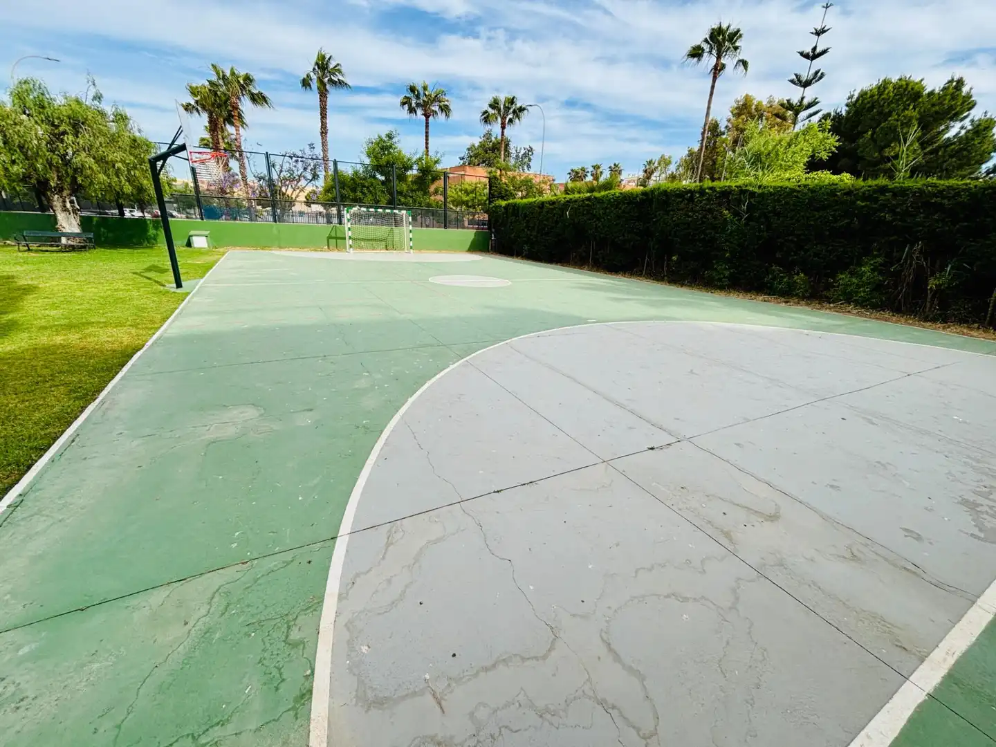 Vista exterior de Piso en venta en Málaga con Aire acondicionado, Calefacción y Jardín privado