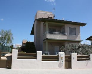 Vista exterior de Casa o xalet en venda en L'Ampolla amb Aire condicionat i Terrassa