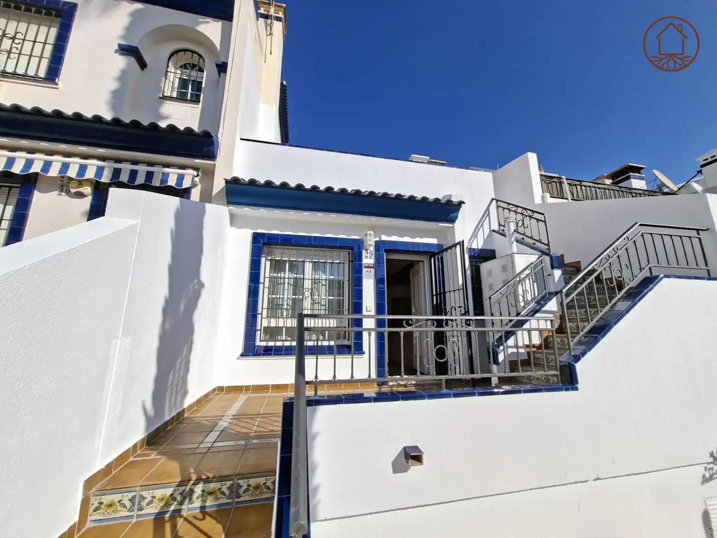 Vista exterior de Casa o chalet en venta en Orihuela con Aire acondicionado, Jardín privado y Amueblado