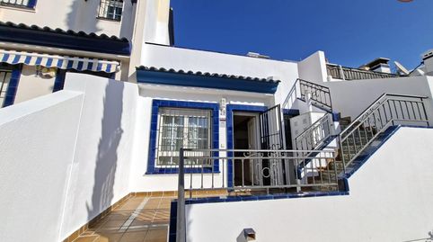 Foto 2 de Casa o xalet en venda a Calle Canal de la Mancha, 29, Villamartín - Las Filipinas, Orihuela