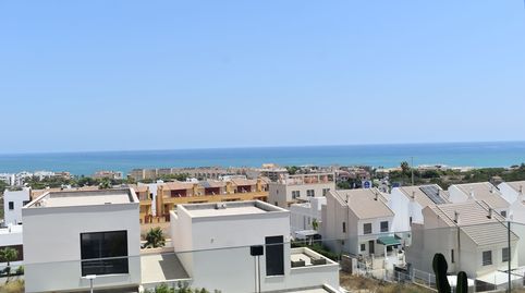 Foto 2 de Apartamento en venta en El Edén, Guardamar del Segura