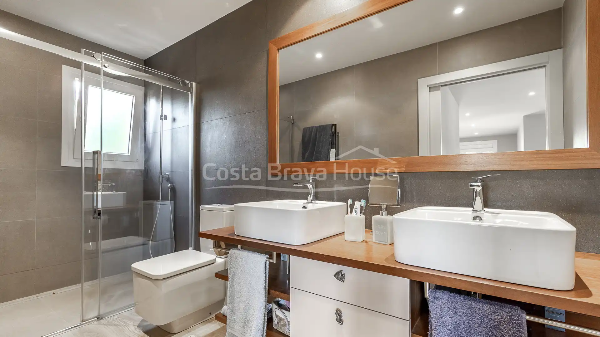 Houses for sale in Carrer del Port de Malaespina, Tamariu