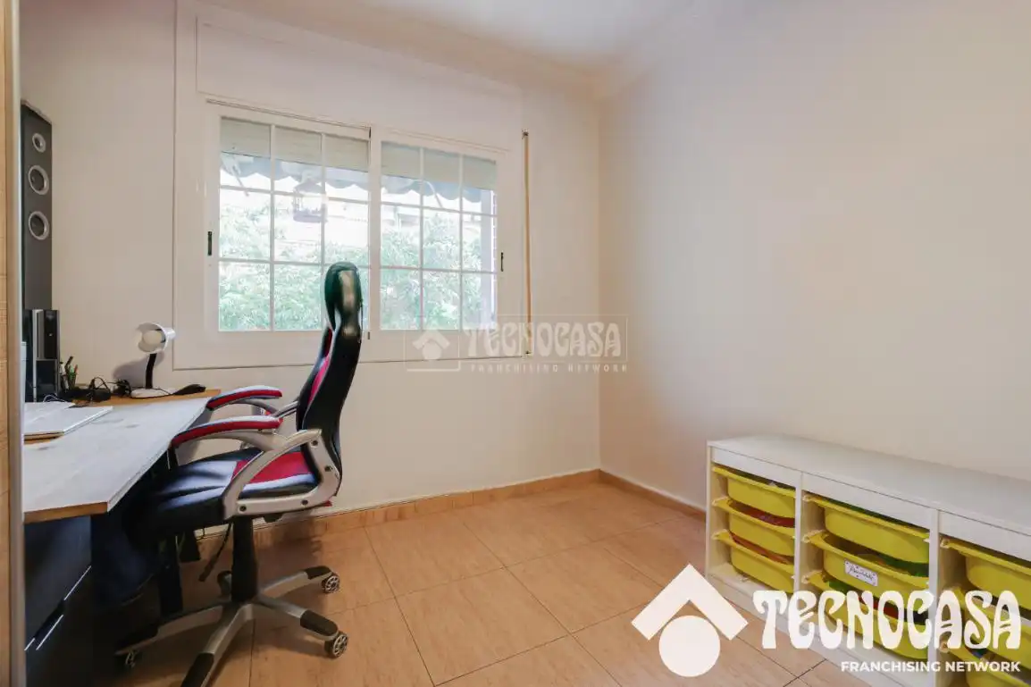 Habitación de Piso en venta en Viladecans con Balcón