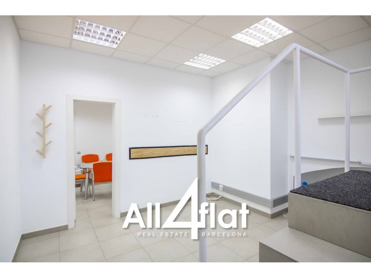 Premises for sale in  Barcelona Capital