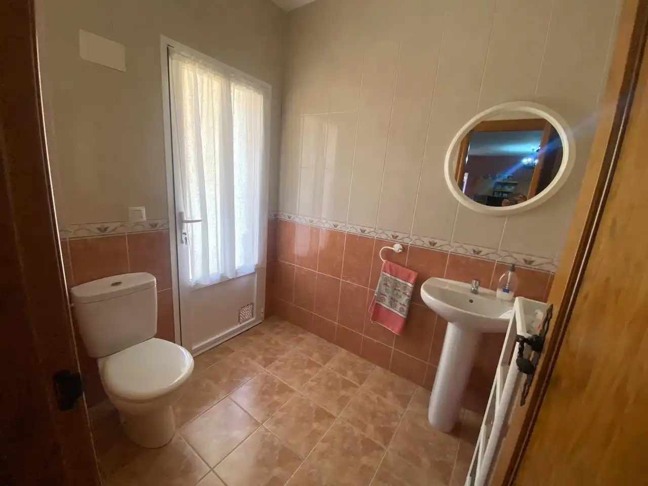 Bany de Casa o xalet en venda en Daimiel amb Aire condicionat, Calefacció i Jardí privat
