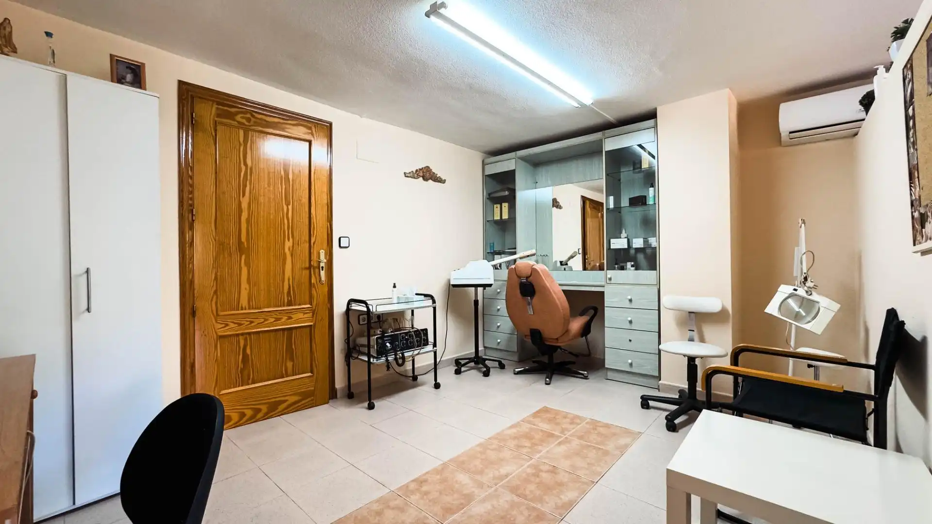 Büro zum Verkauf in Calle Montserrat Guilabert Valero, Carrús Oeste