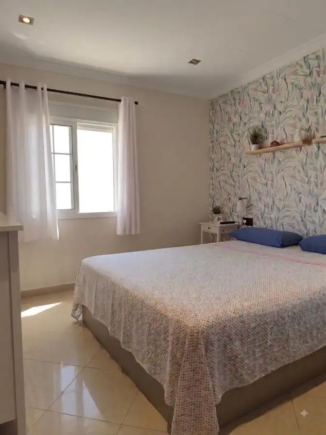 Dormitori de Casa adosada en venda en Chiclana de la Frontera amb Terrassa