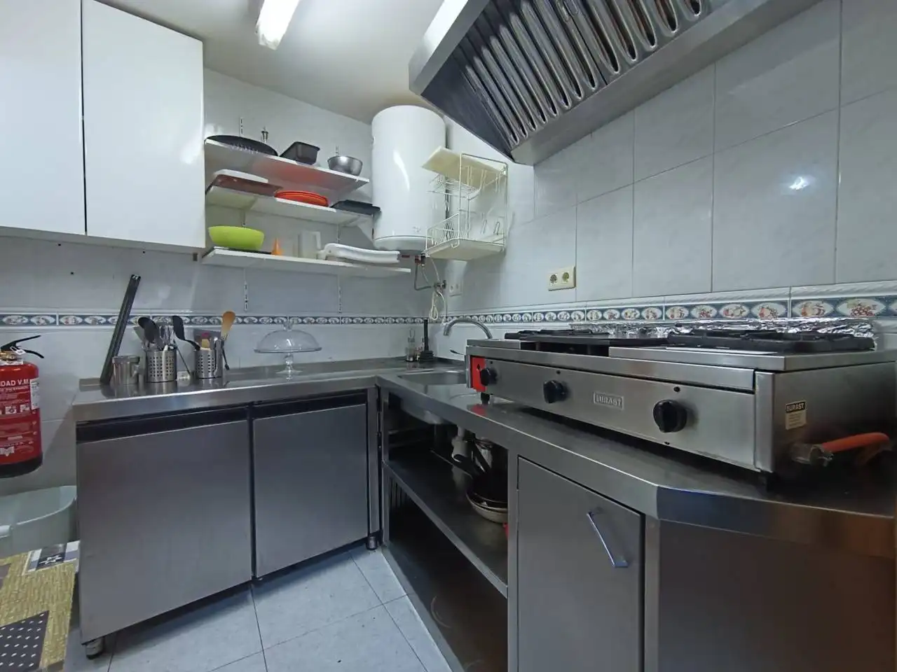 Cocina de Local en venta en Burgos con Aire acondicionado