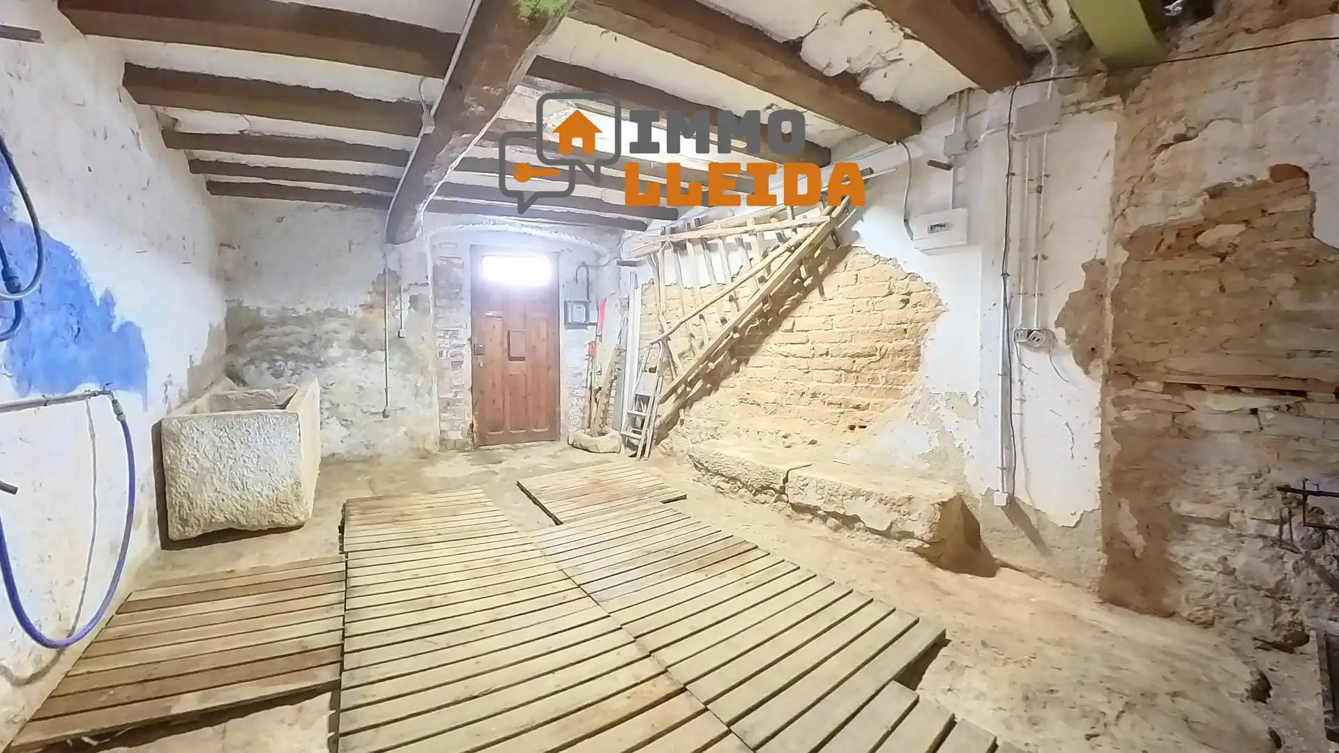 Casa adosada en venta en Granyena de les Garrigues con Calefacción y Terraza