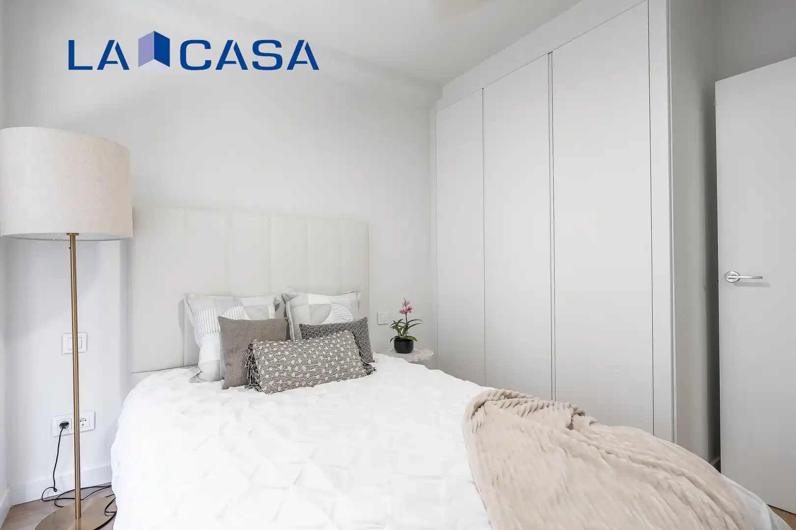 Flat with terrace for sale in Calle ALONSO DEL BARCO, imagen 24