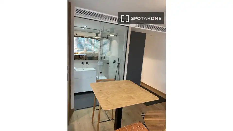 Habitación en Cuatro Caminos - Azca
