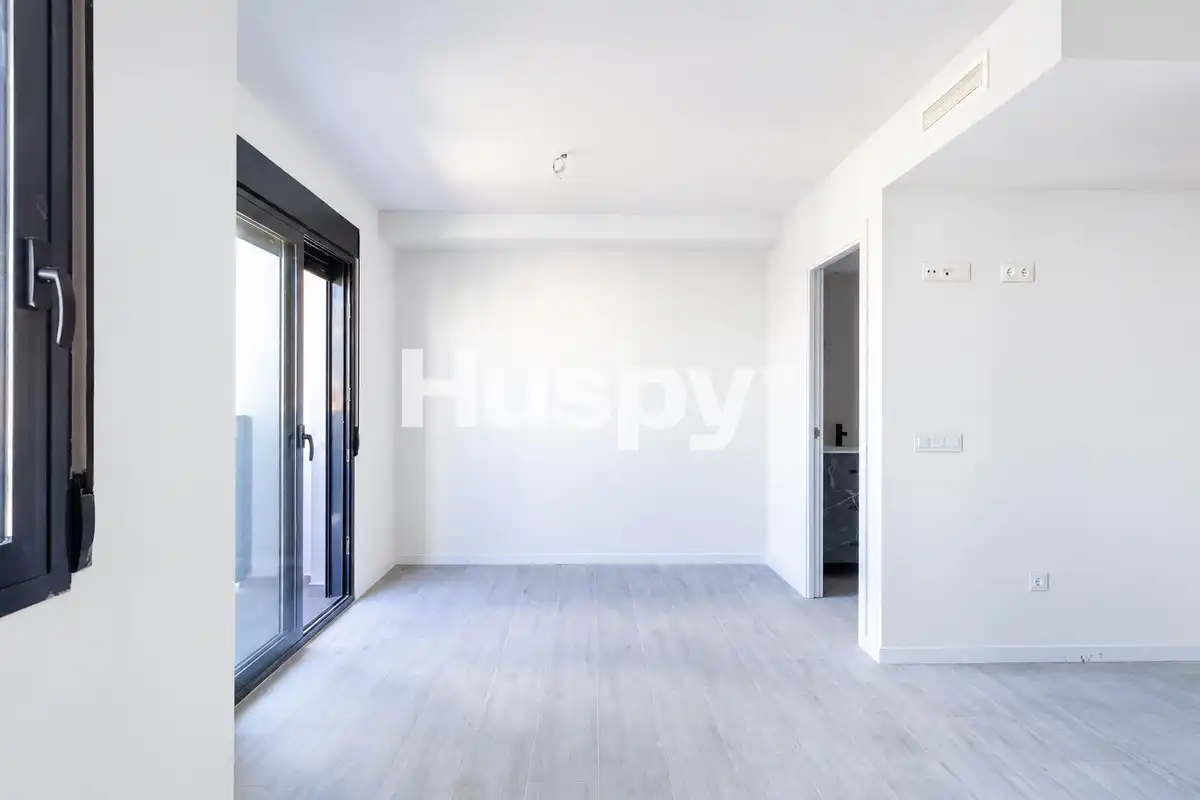 Piso con terraza en venta en Av. de Burjassot, imagen 3