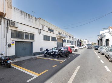 Business premises to rent in Calle de Roma 3
